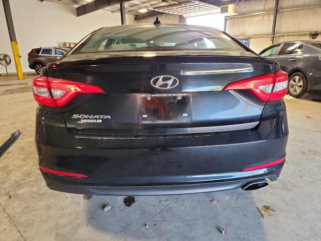 2015 HYUNDAI SONATA SE 5NPE24AF8FH155790