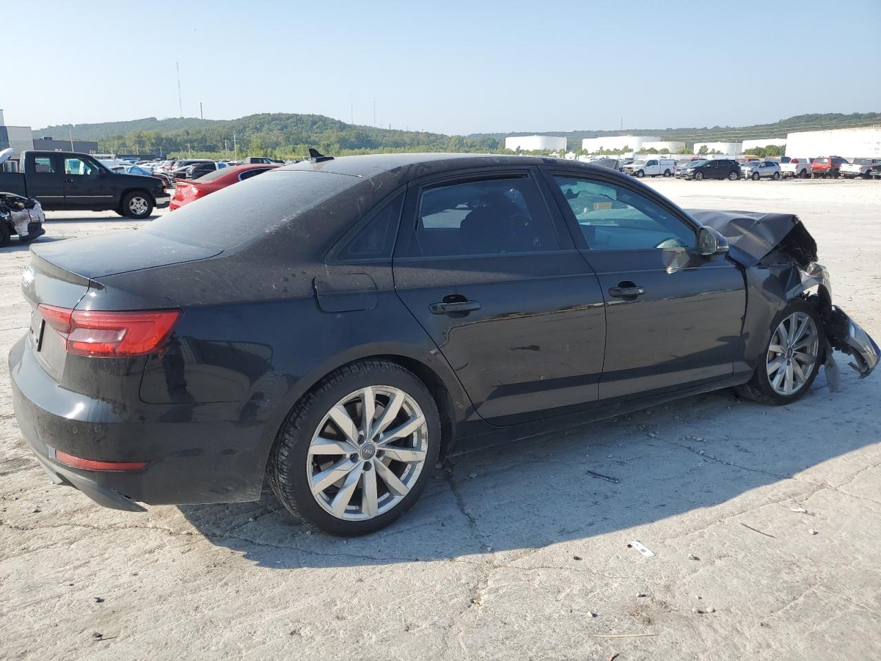 AUDI A4 PREMIUM