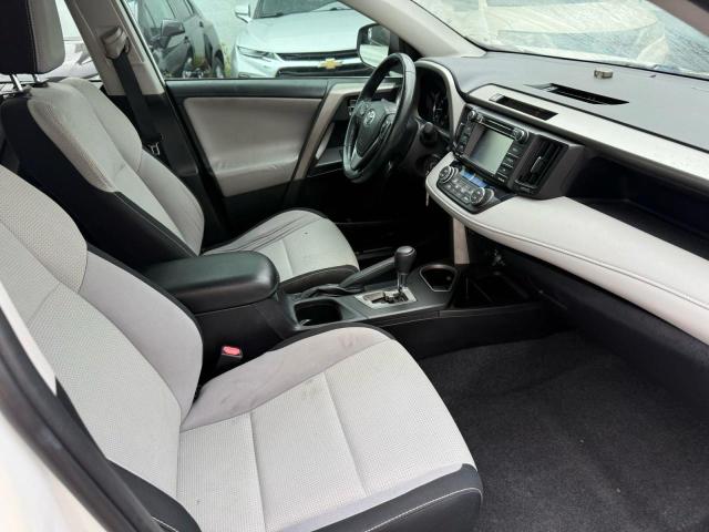 2016 TOYOTA RAV4 XLE 2T3WFREV0GW284804