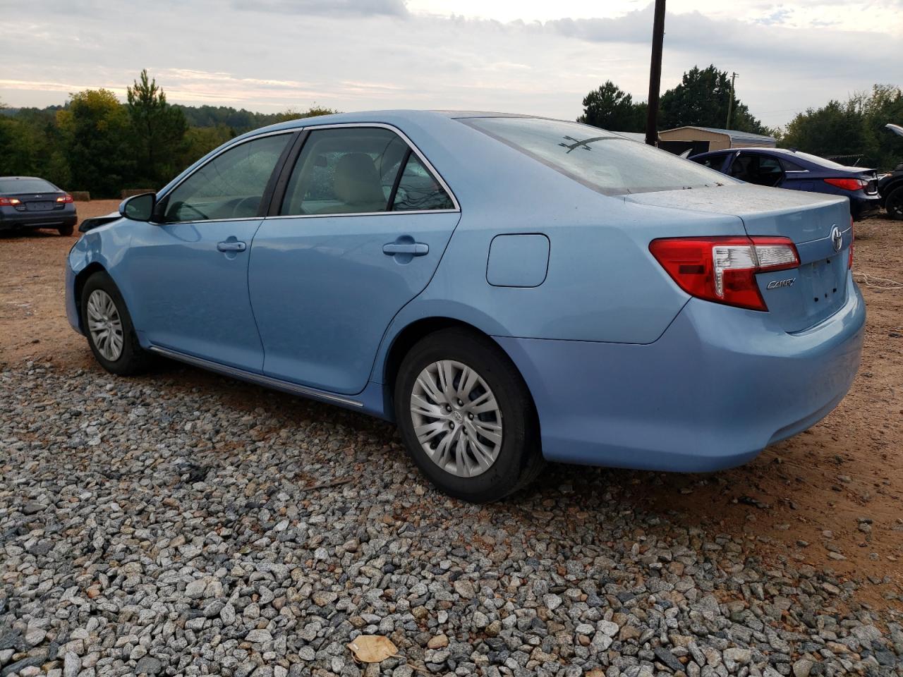 TOYOTA CAMRY L