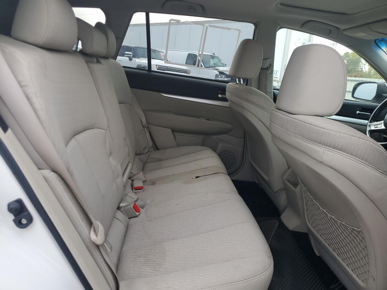 SUBARU OUTBACK 3.6R PREMIUM