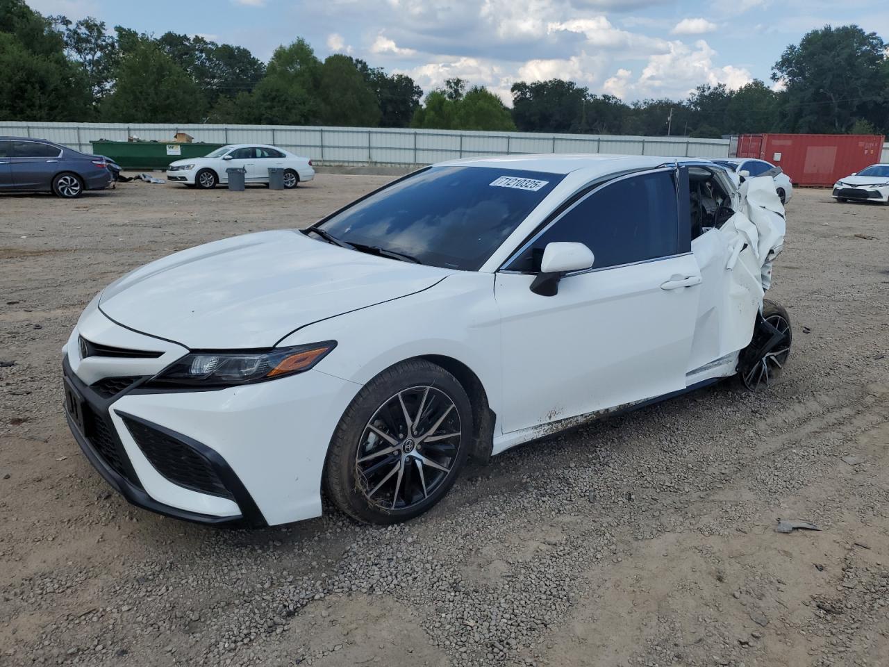 TOYOTA CAMRY SE NIGHT SHADE