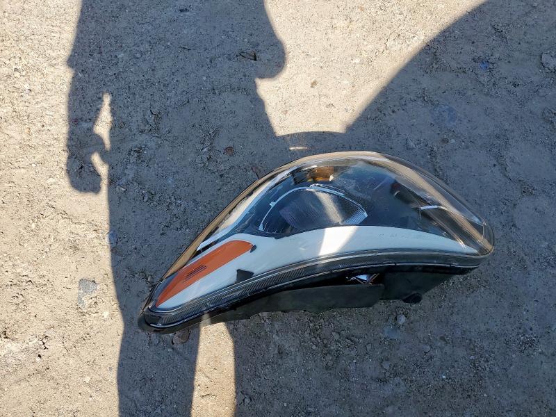 2016 KIA SOUL KNDJN2A20G7338064