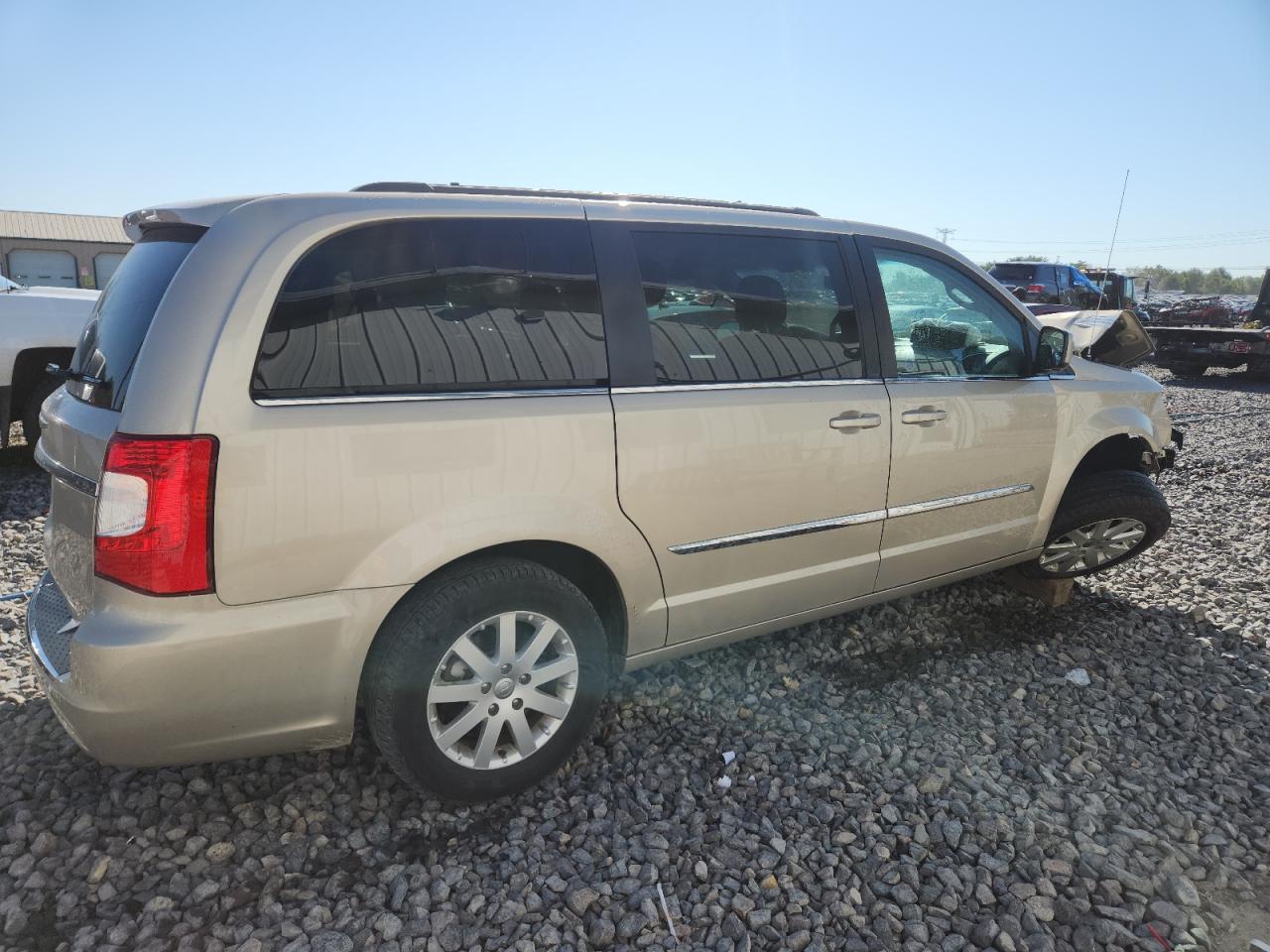 CHRYSLER TOWN & COUNTRY TOURING
