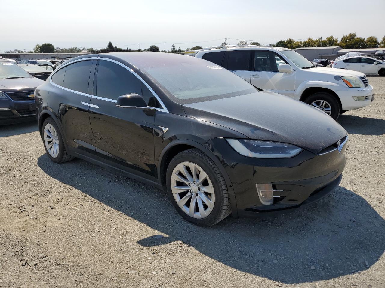 TESLA MODEL X