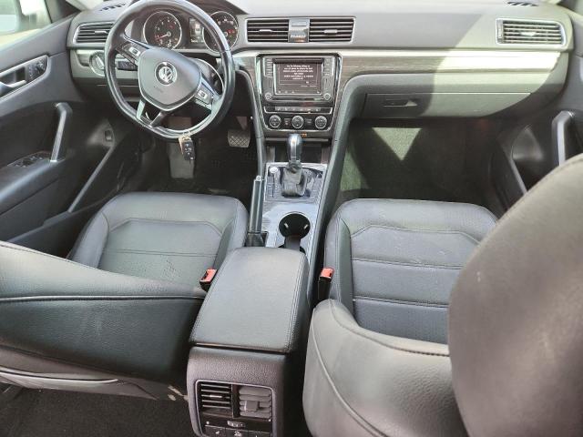 2018 VOLKSWAGEN PASSAT SE 1VWBA7A30JC030412