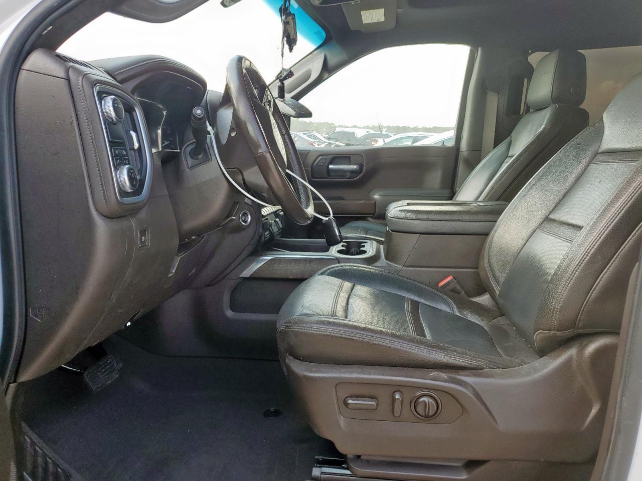 GMC SIERRA C1500 DENALI