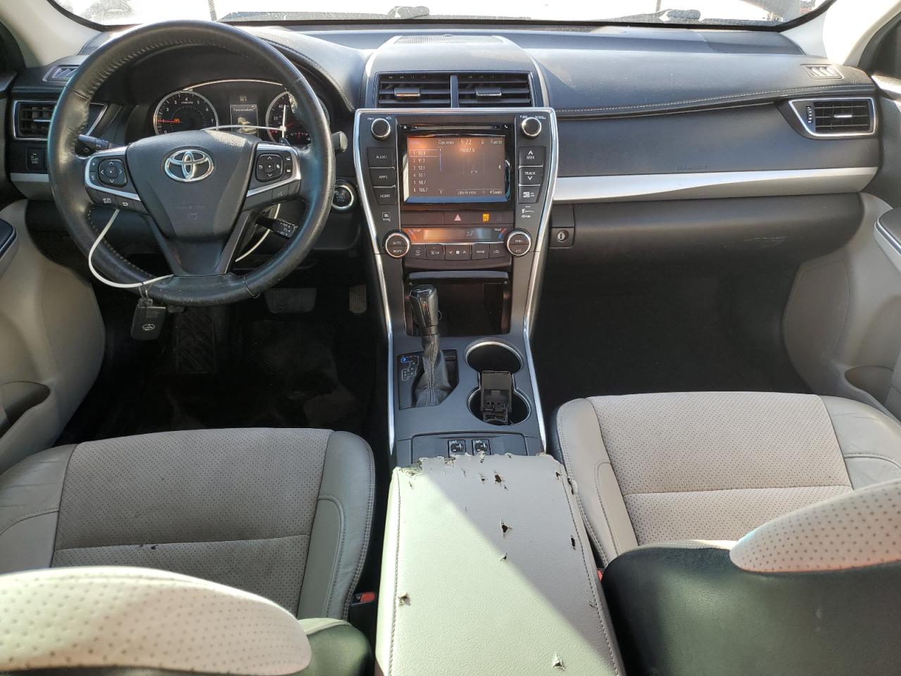 TOYOTA CAMRY XSE