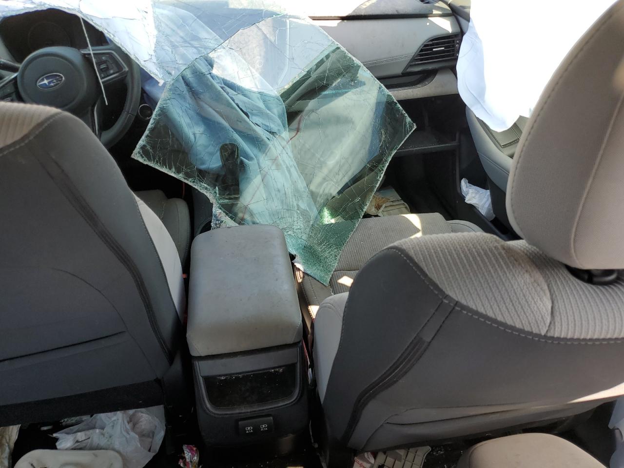 SUBARU LEGACY PREMIUM