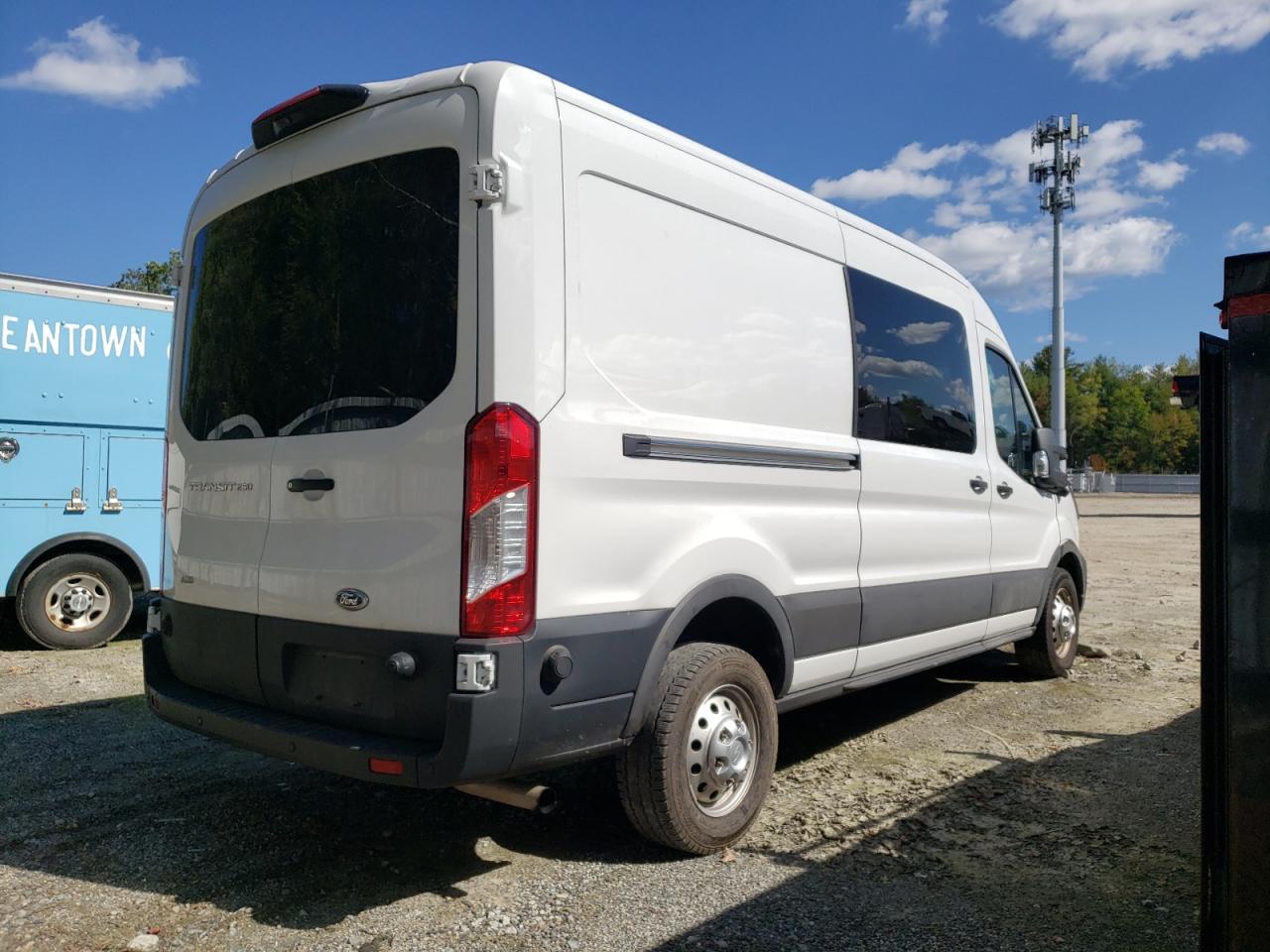 FORD TRANSIT T-250