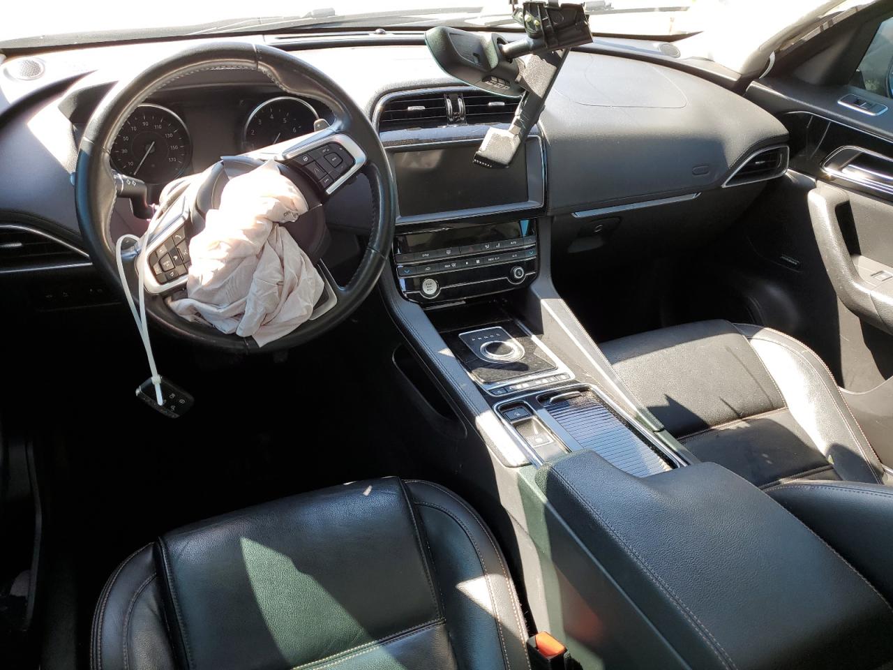 JAGUAR F-PACE PRESTIGE