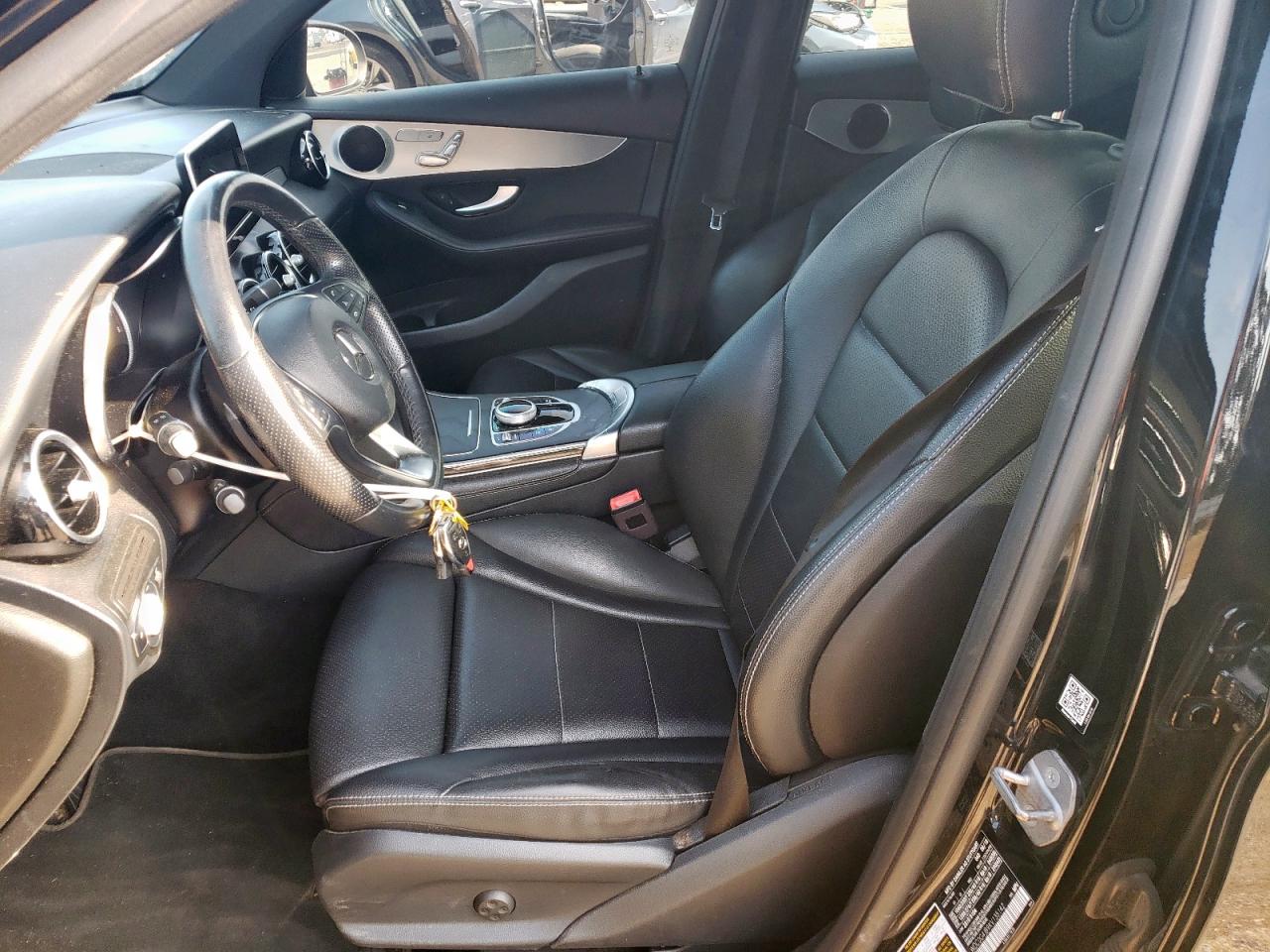 MERCEDES-BENZ GLC-CLASS 300