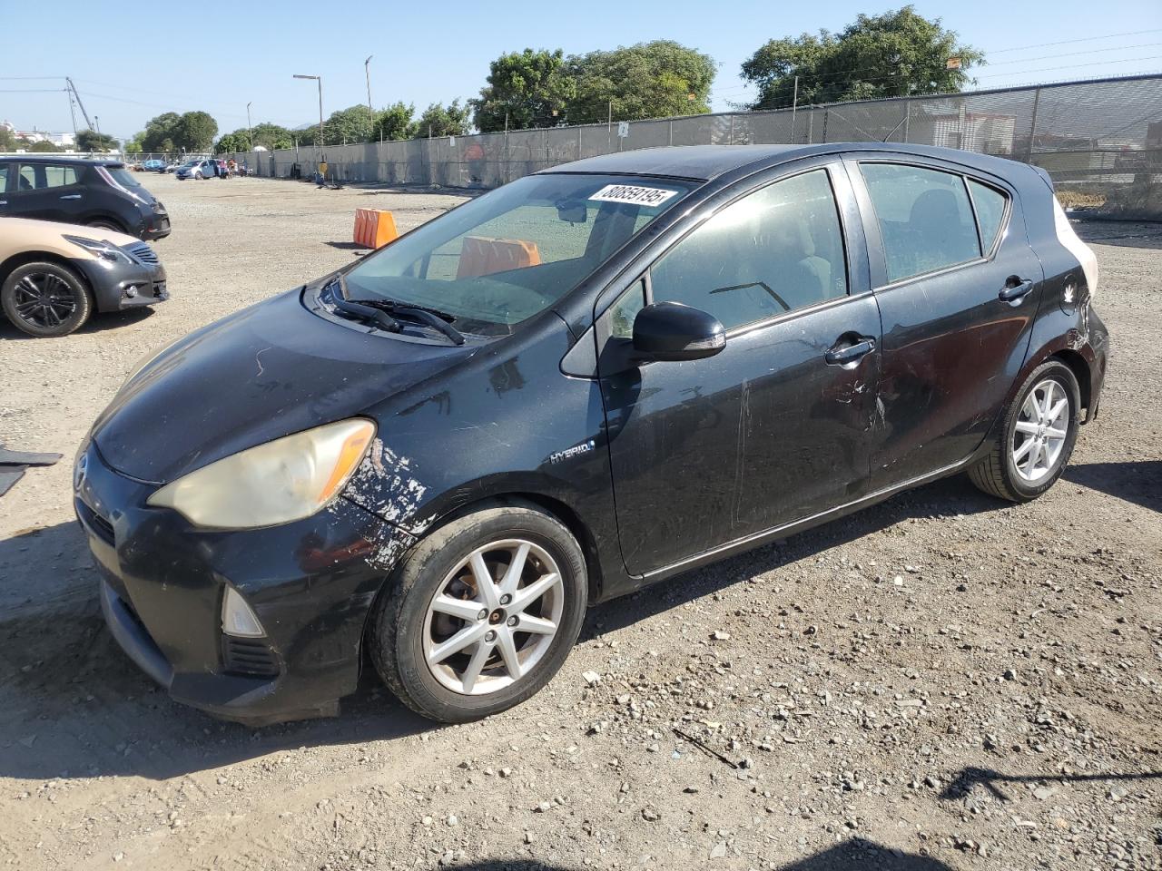 TOYOTA PRIUS C