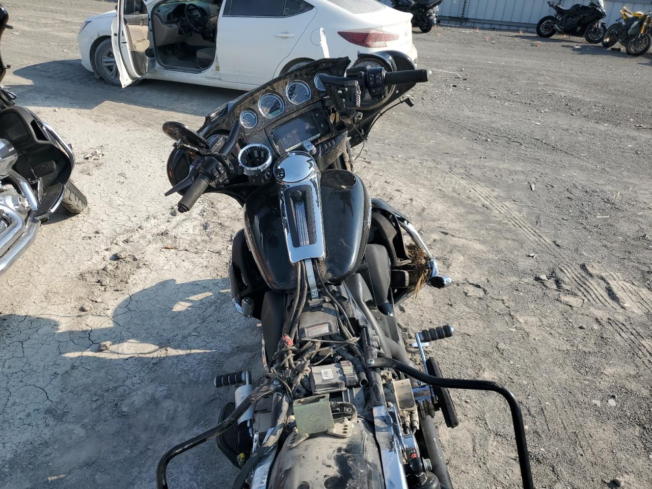 Lot #3296509694 2014 HARLEY-DAVIDSON FLHTK ELECTRA GLIDE ULTRA LIMITED