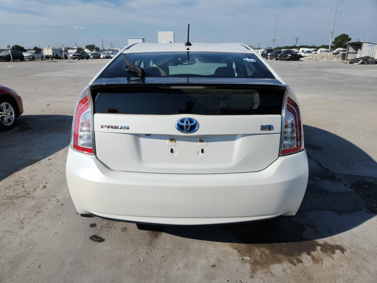 TOYOTA PRIUS