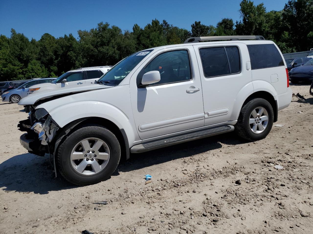 NISSAN PATHFINDER S