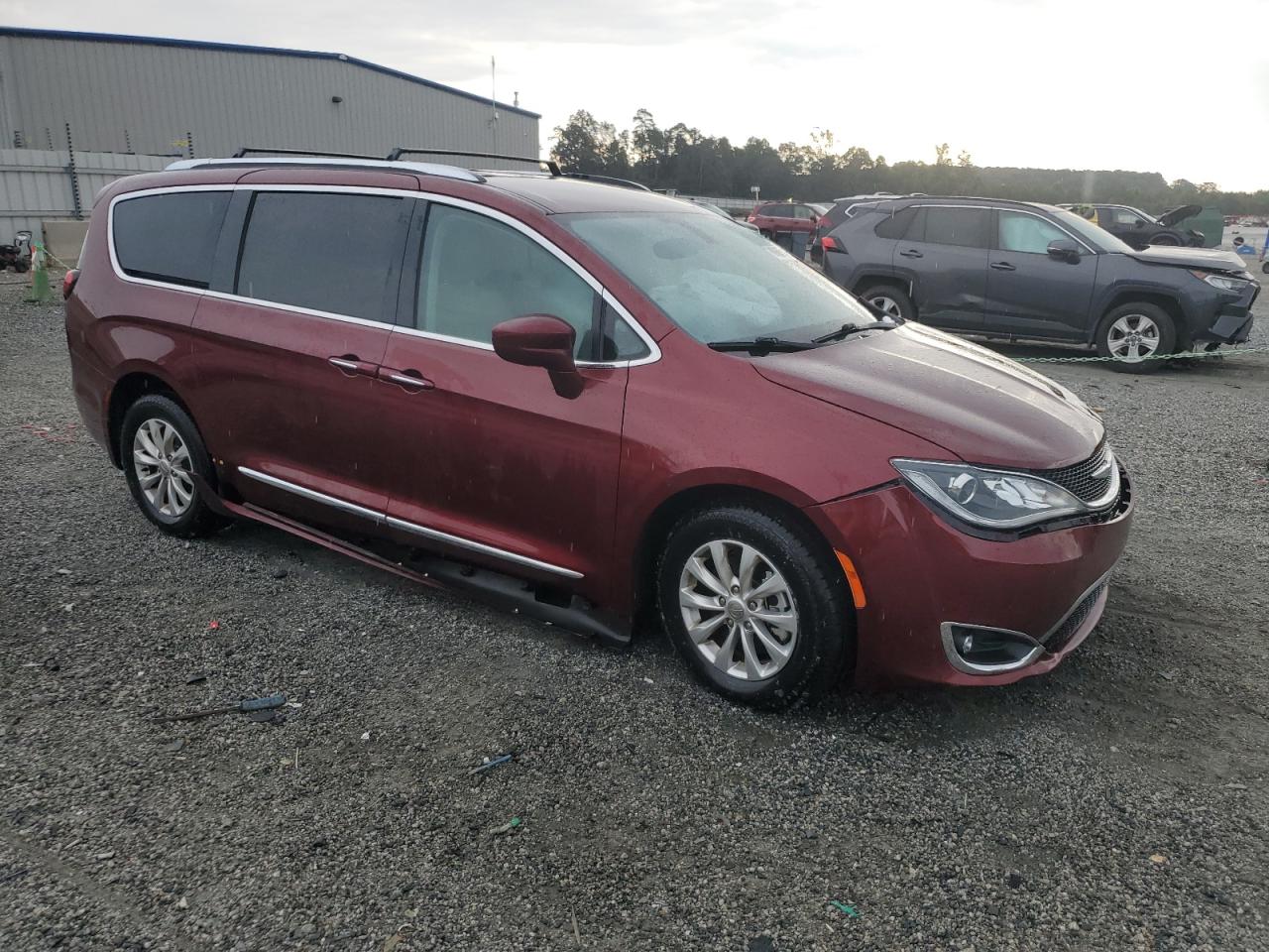 CHRYSLER PACIFICA TOURING L