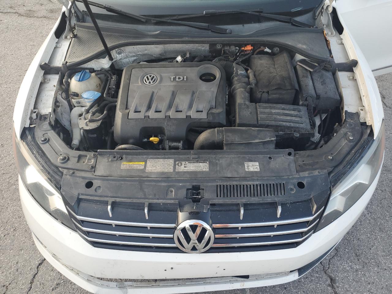 VOLKSWAGEN PASSAT SEL
