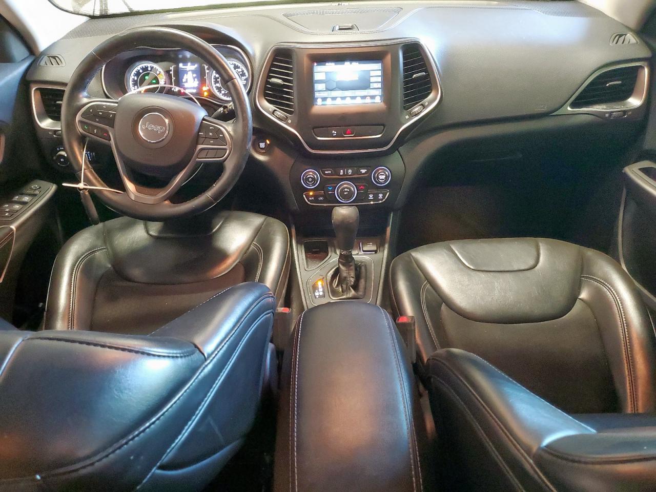 JEEP GRAND CHEROKEE LATITUDE PLUS