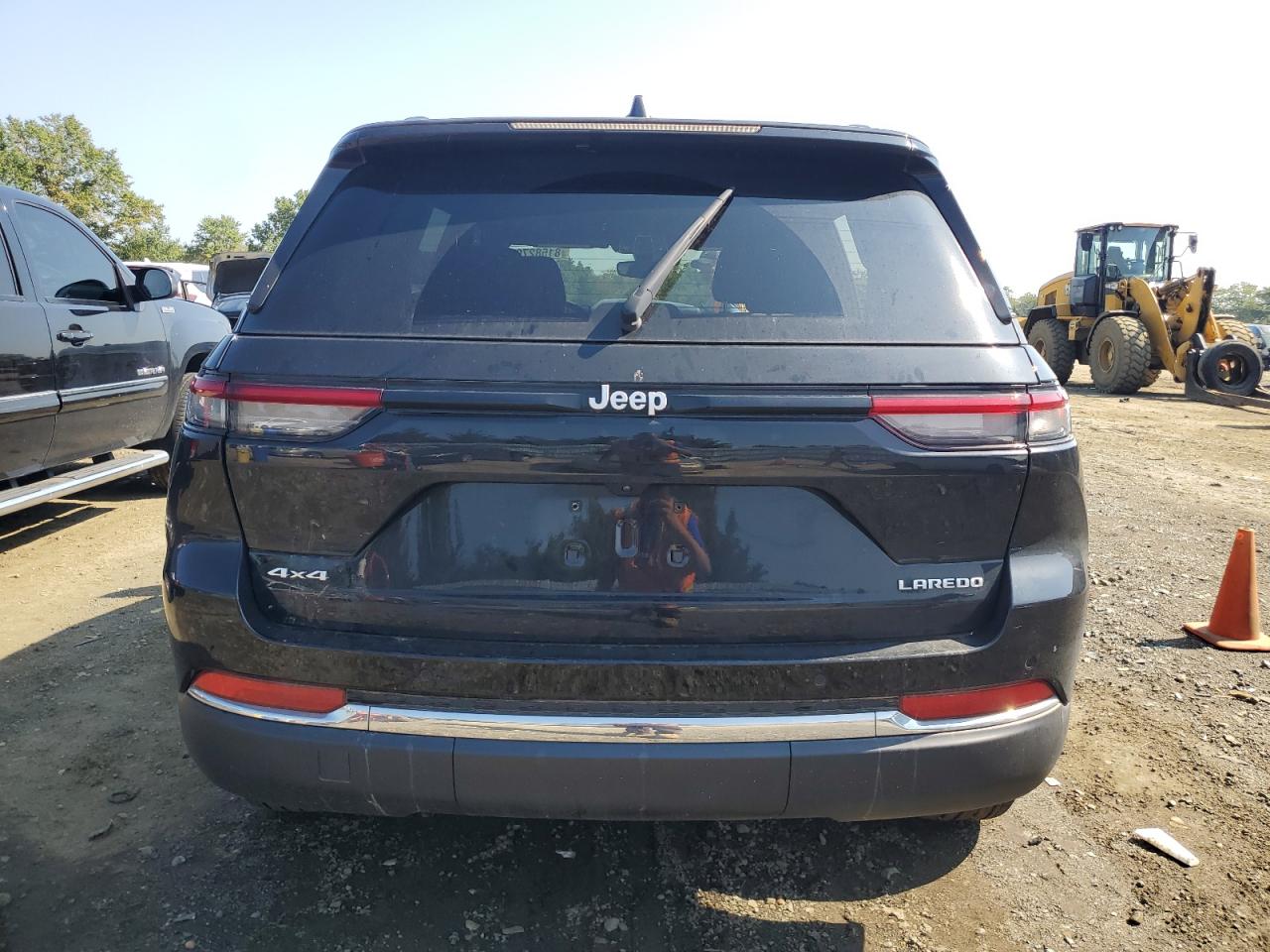 JEEP GRAND CHEROKEE LAREDO