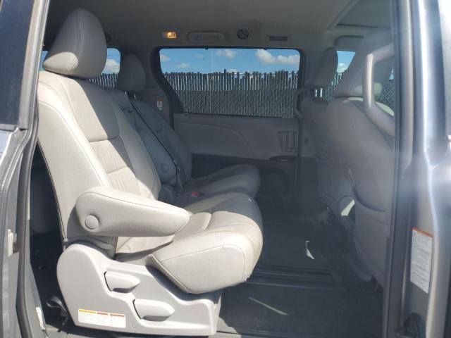 2018 TOYOTA SIENNA XLE 5TDYZ3DC4JS944719