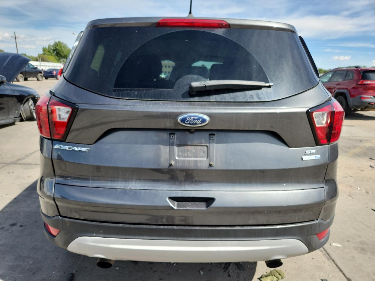 FORD ESCAPE SE