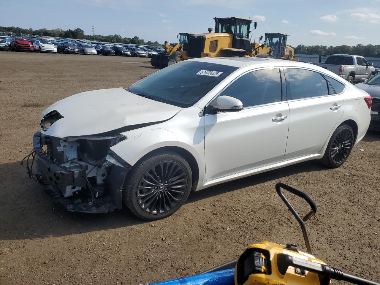 TOYOTA AVALON XLE
