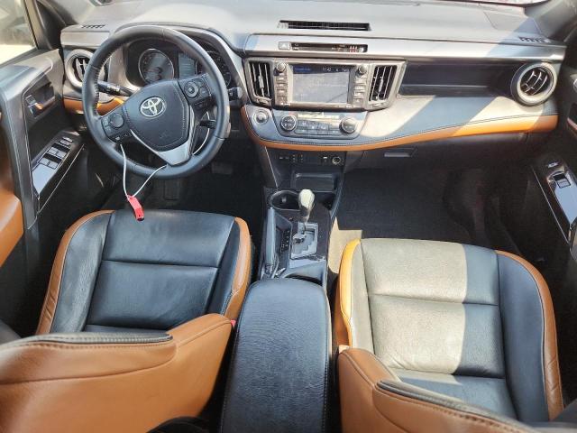 2017 TOYOTA RAV4 SE JTMNFREV5HJ711230