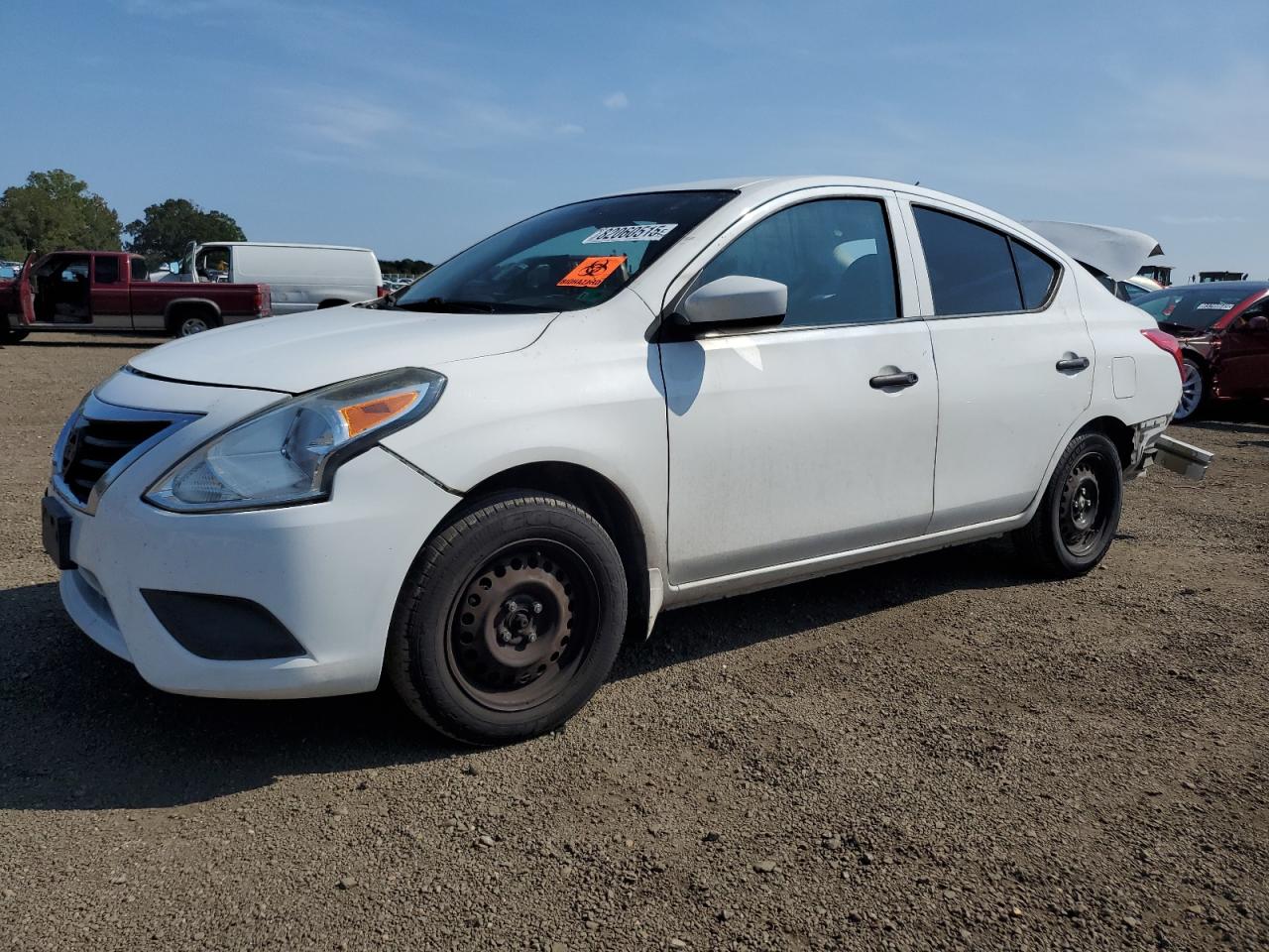 NISSAN VERSA S