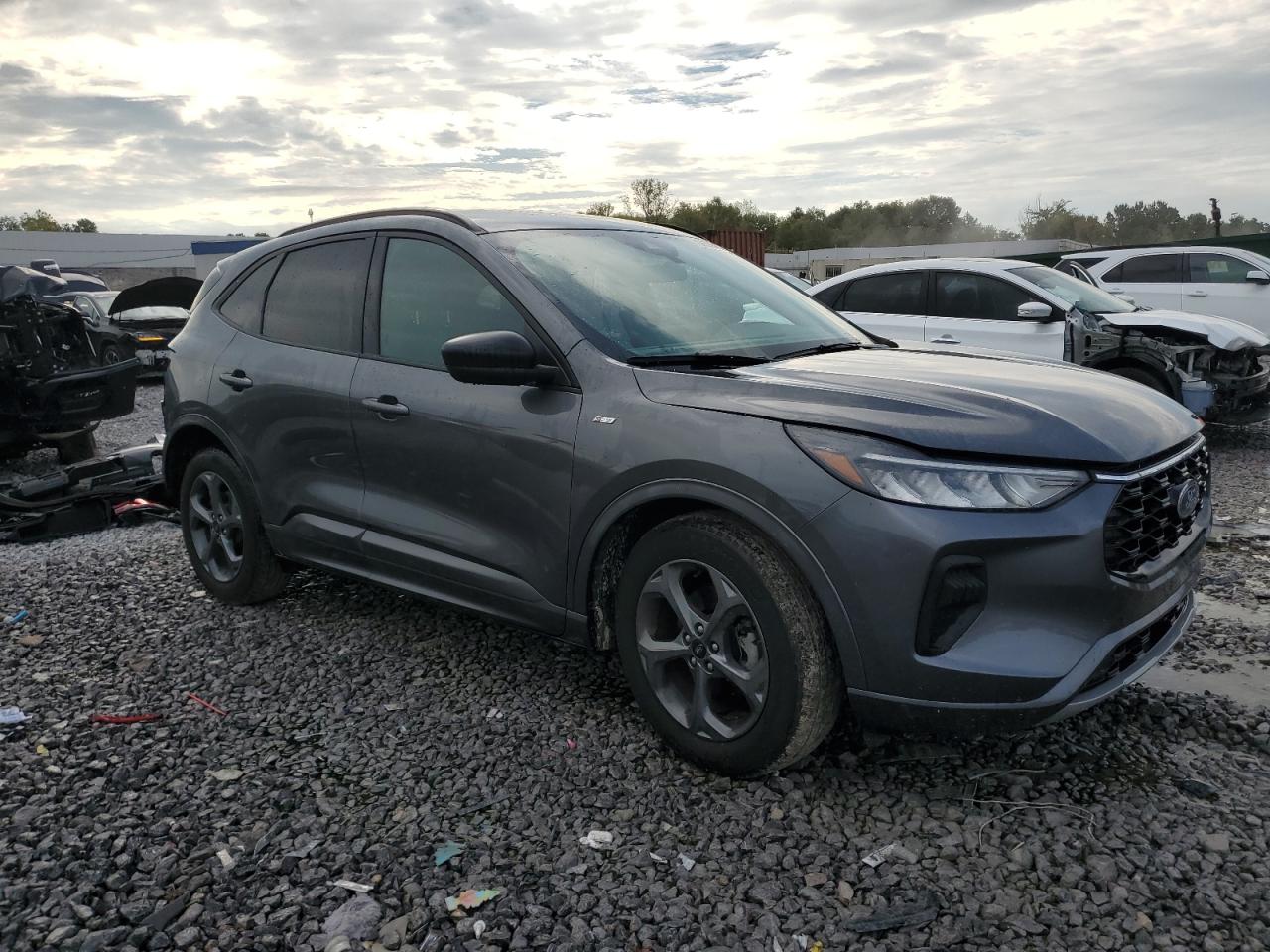 FORD ESCAPE ST LINE