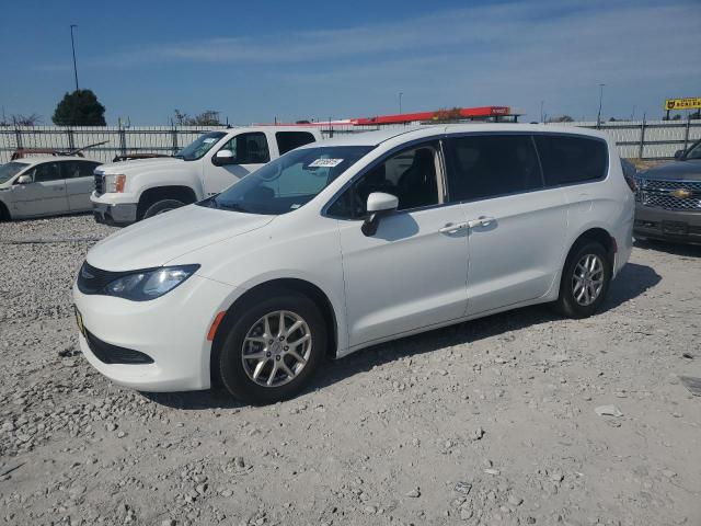 Global Auto Auctions: 2022 CHRYSLER VOYAGER LX
