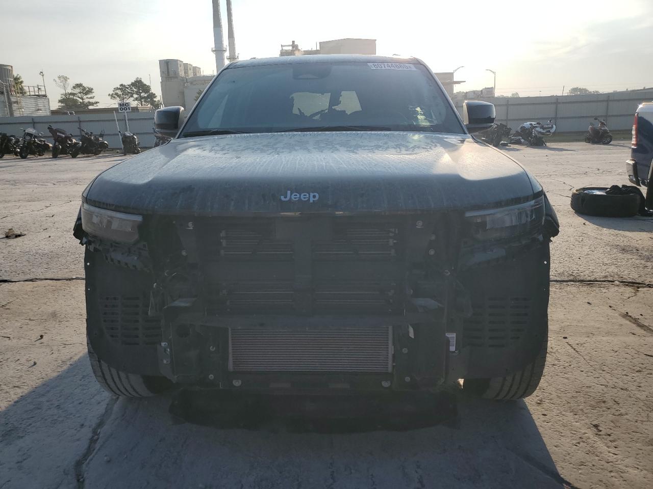 JEEP GRAND CHEROKEE LAREDO