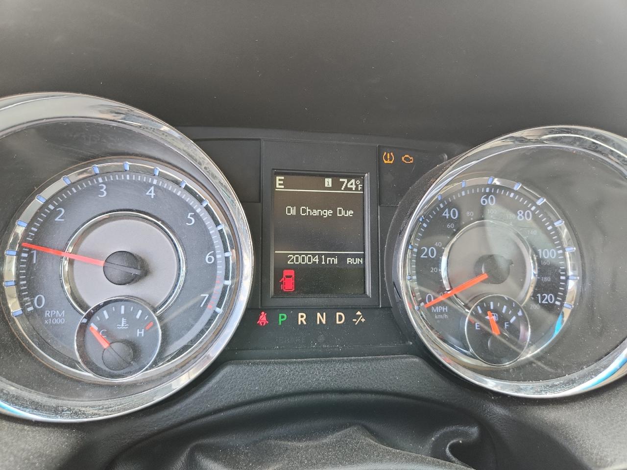 CHRYSLER TOWN & COUNTRY TOURING