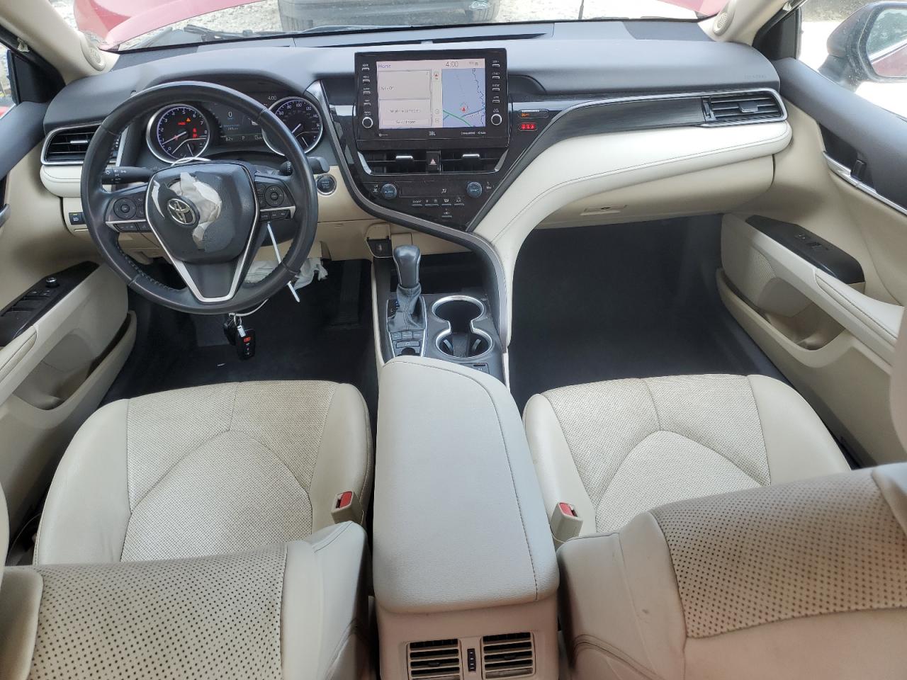 TOYOTA CAMRY XLE