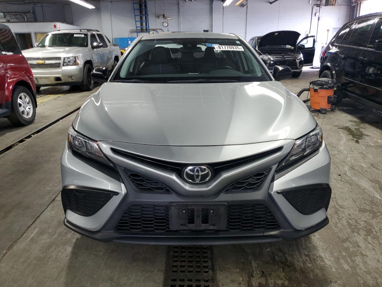 TOYOTA CAMRY SE