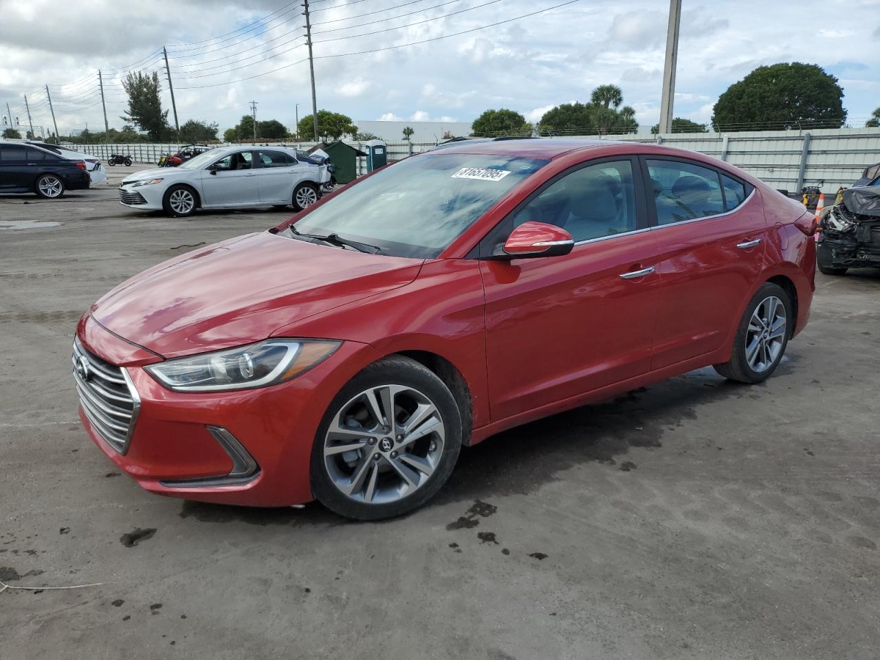 HYUNDAI ELANTRA SE