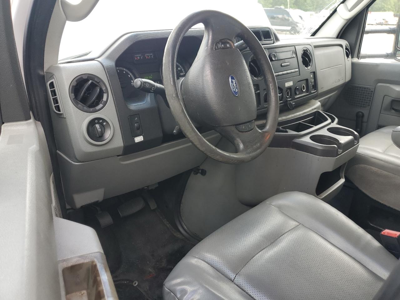 FORD ECONOLINE E350 SUPER DUTY CUTAWAY VAN