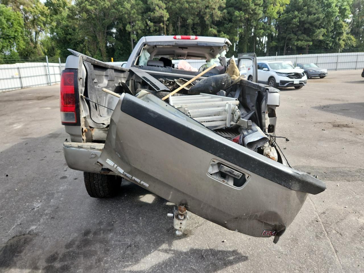 GMC SIERRA 2500HD K2500 DENALI