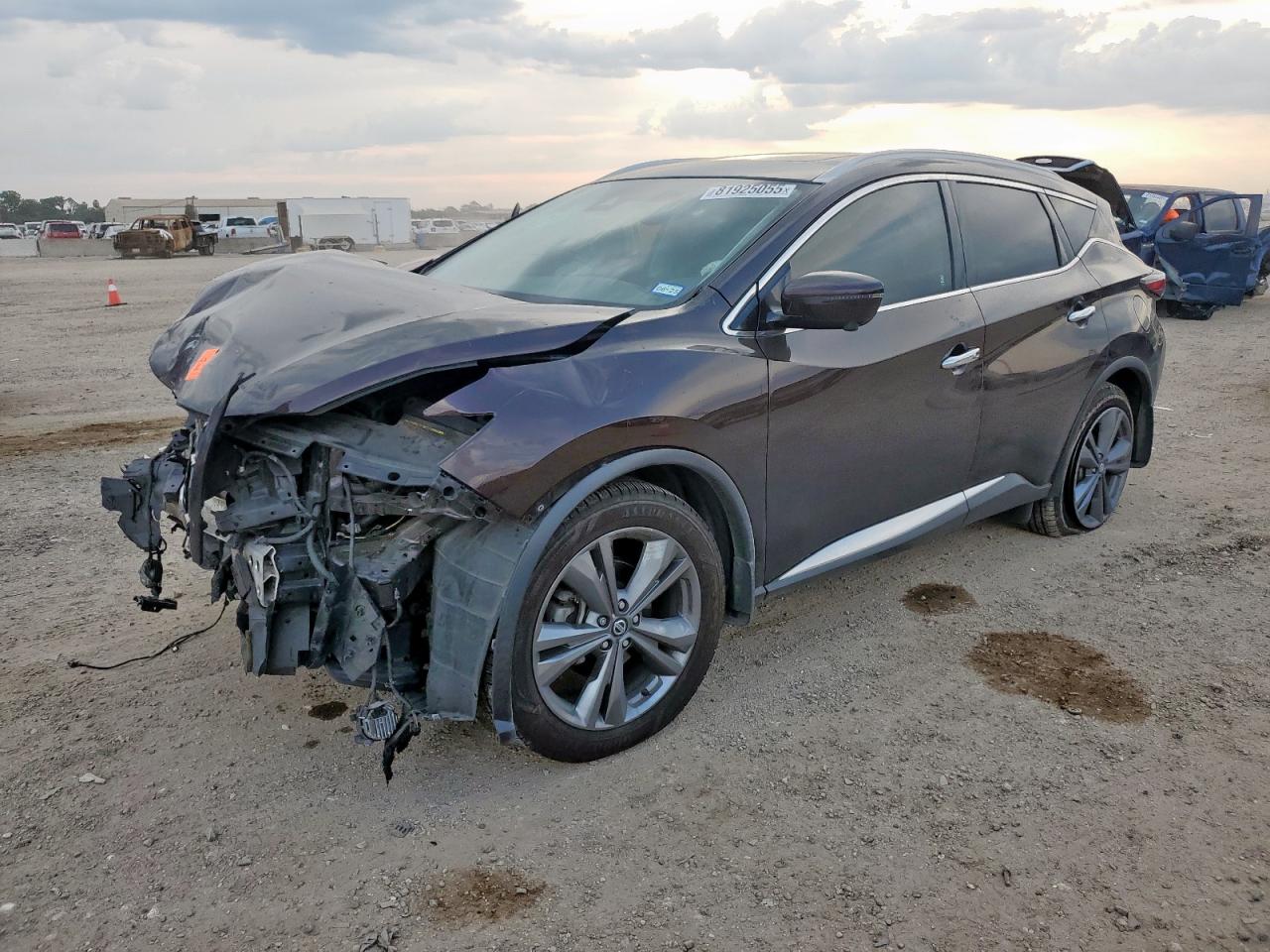  Salvage Nissan Murano