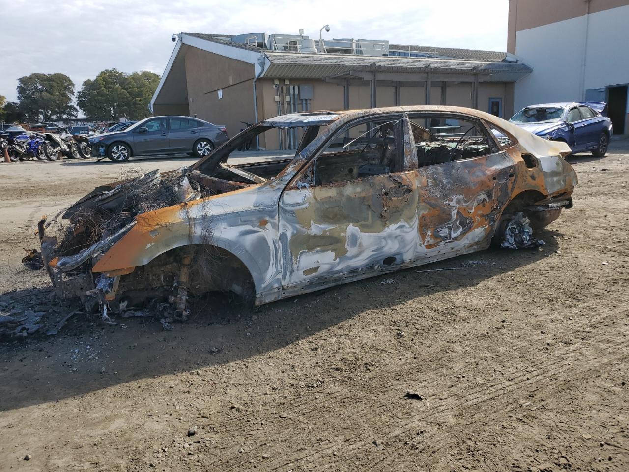 HYUNDAI EQUUS SIGNATURE