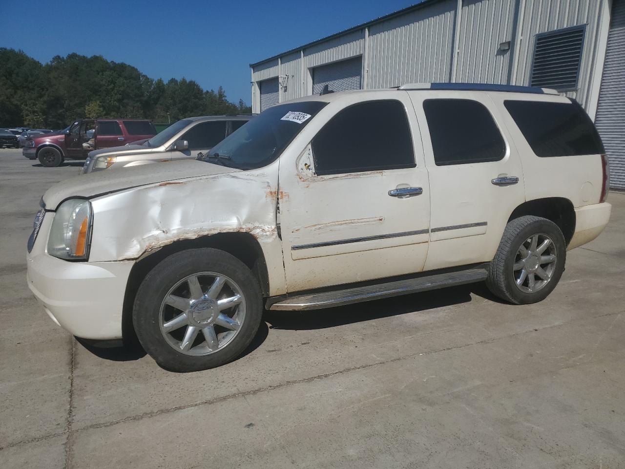 GMC YUKON DENALI