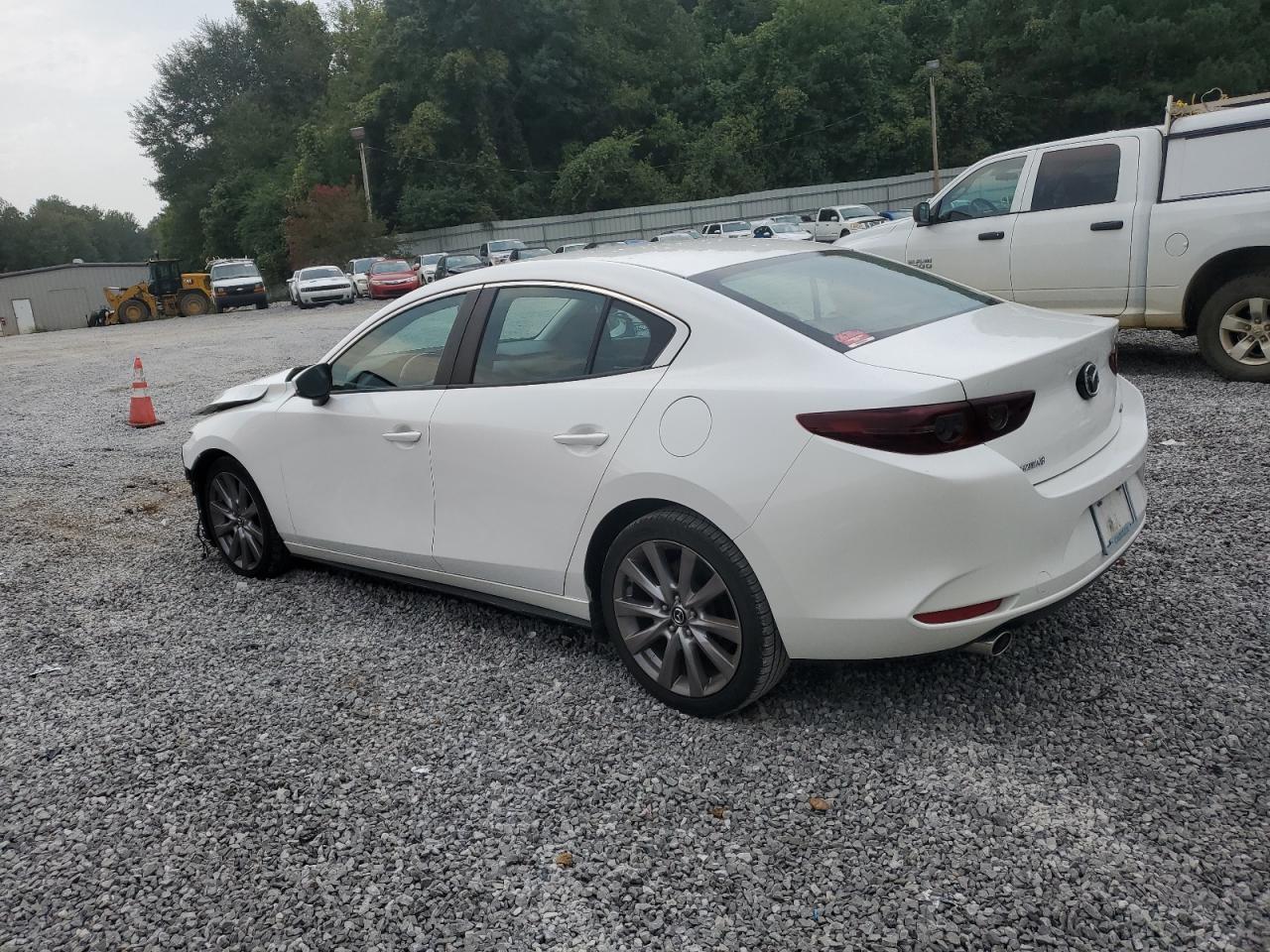MAZDA 3 SELECT