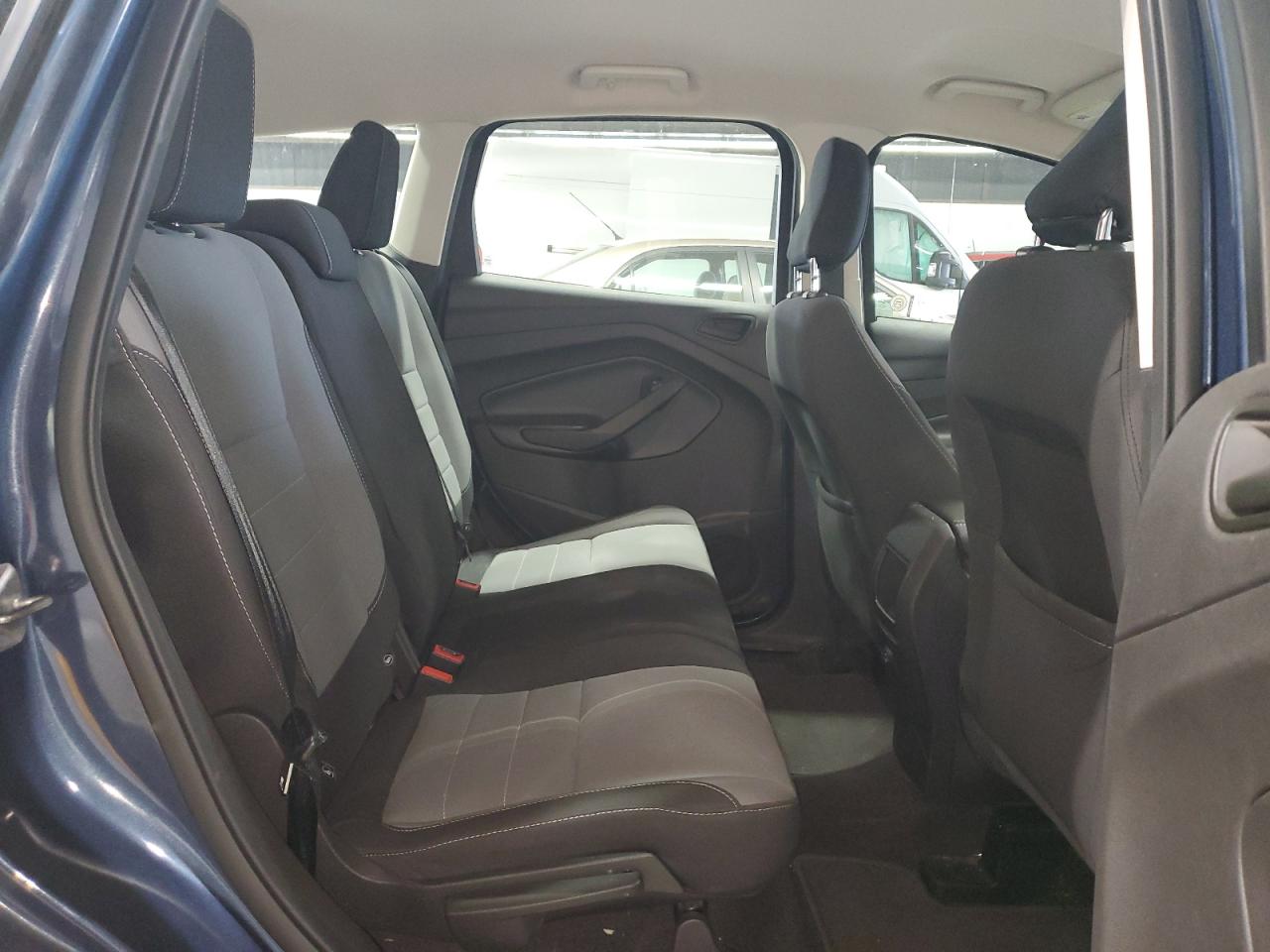 FORD ESCAPE S