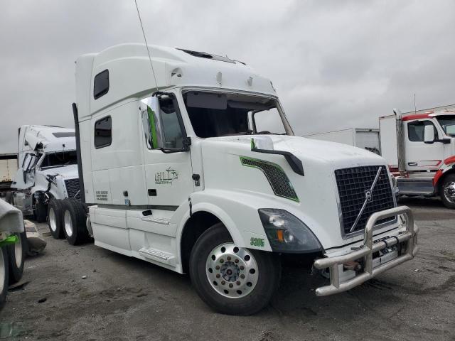 Global Auto Auctions: 2018 VOLVO VNL