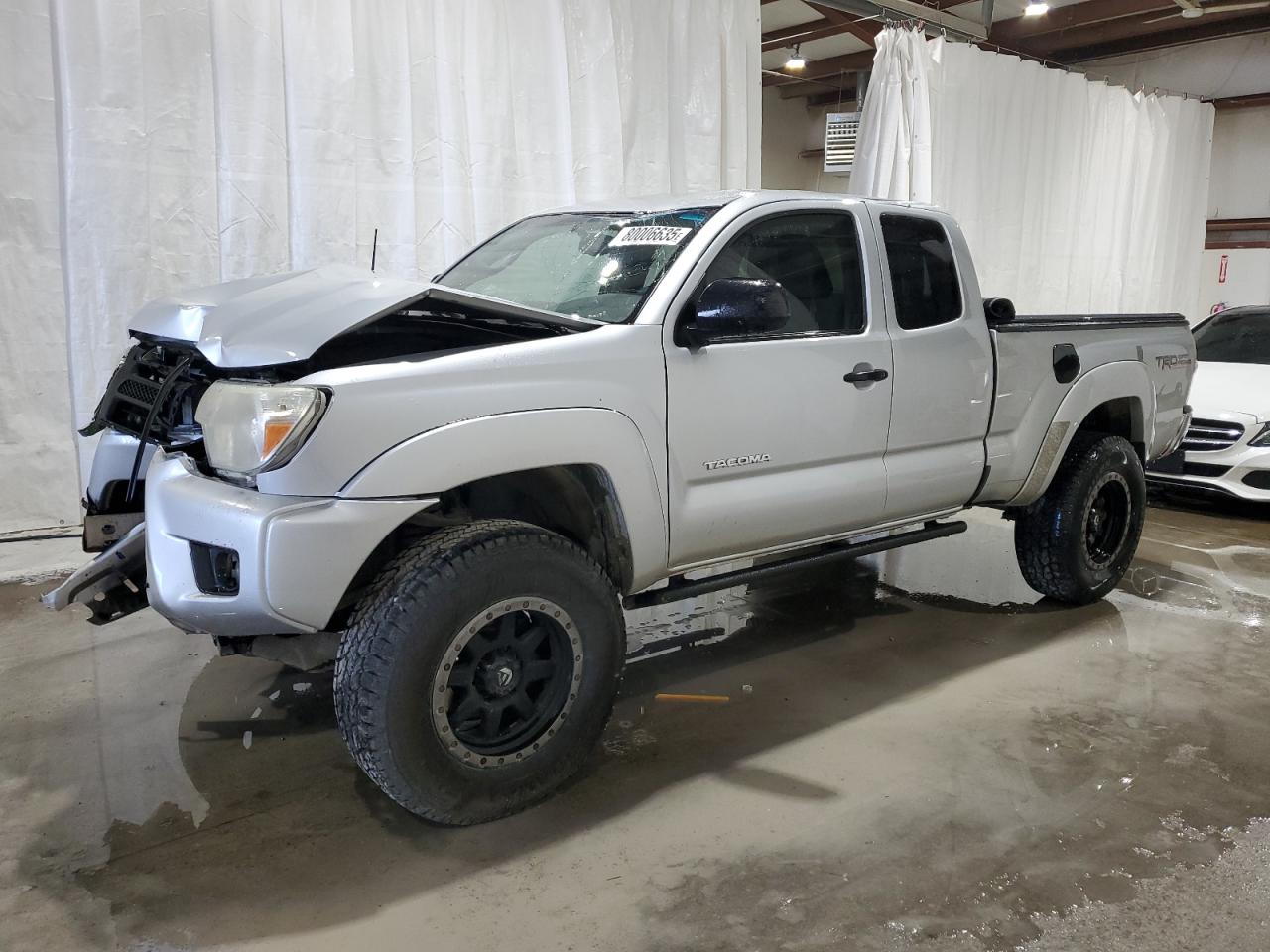 TOYOTA TACOMA
