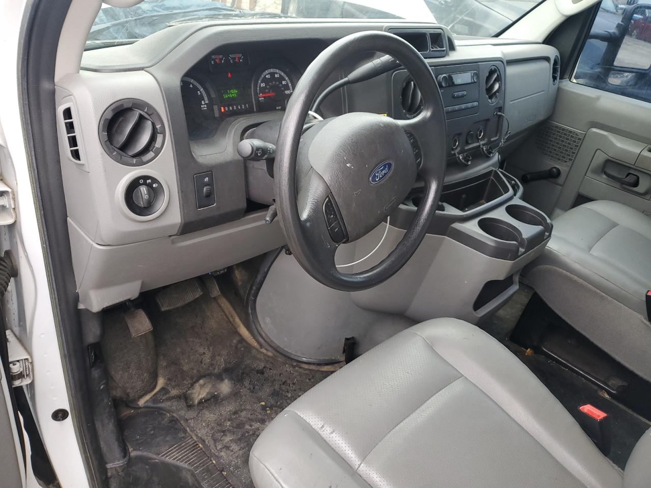 FORD ECONOLINE E350 SUPER DUTY CUTAWAY VAN