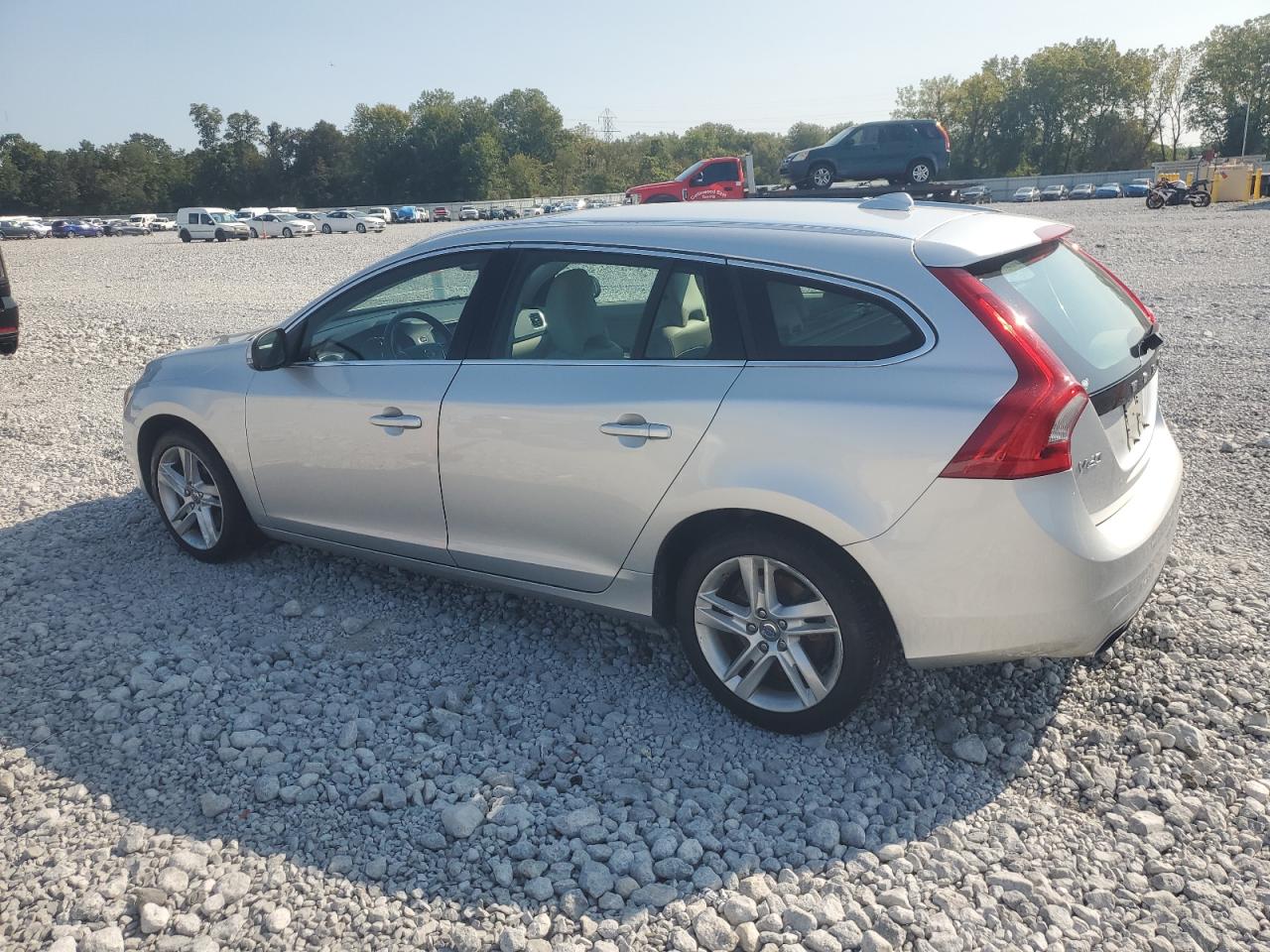 VOLVO V60 PREMIER