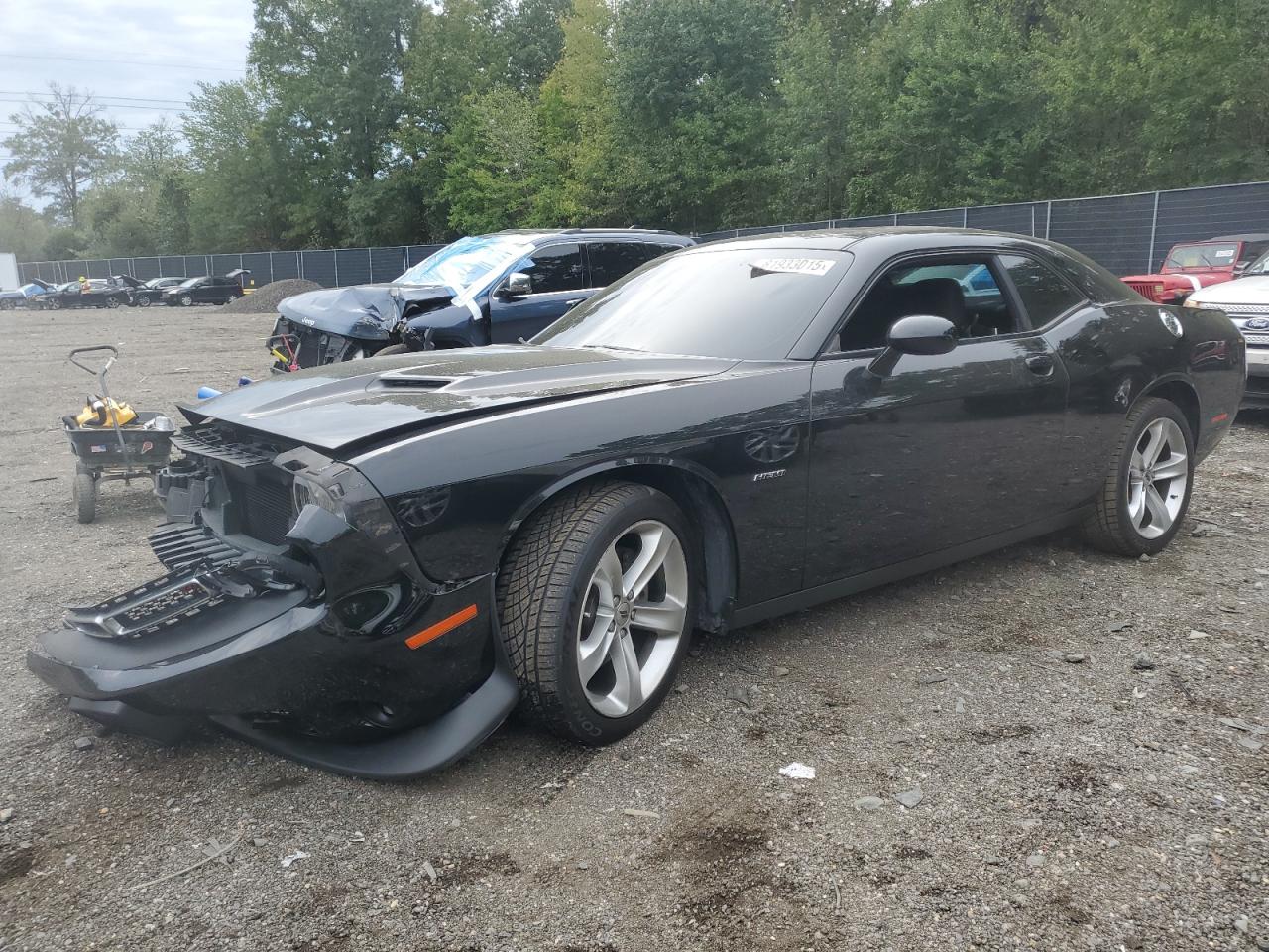 Lot #3302797914 2017 DODGE CHALLENGER