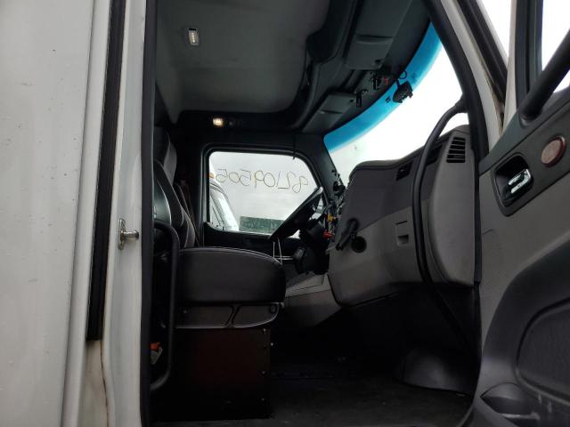 2017 PETERBILT TRACTOR 579 #3285540266
