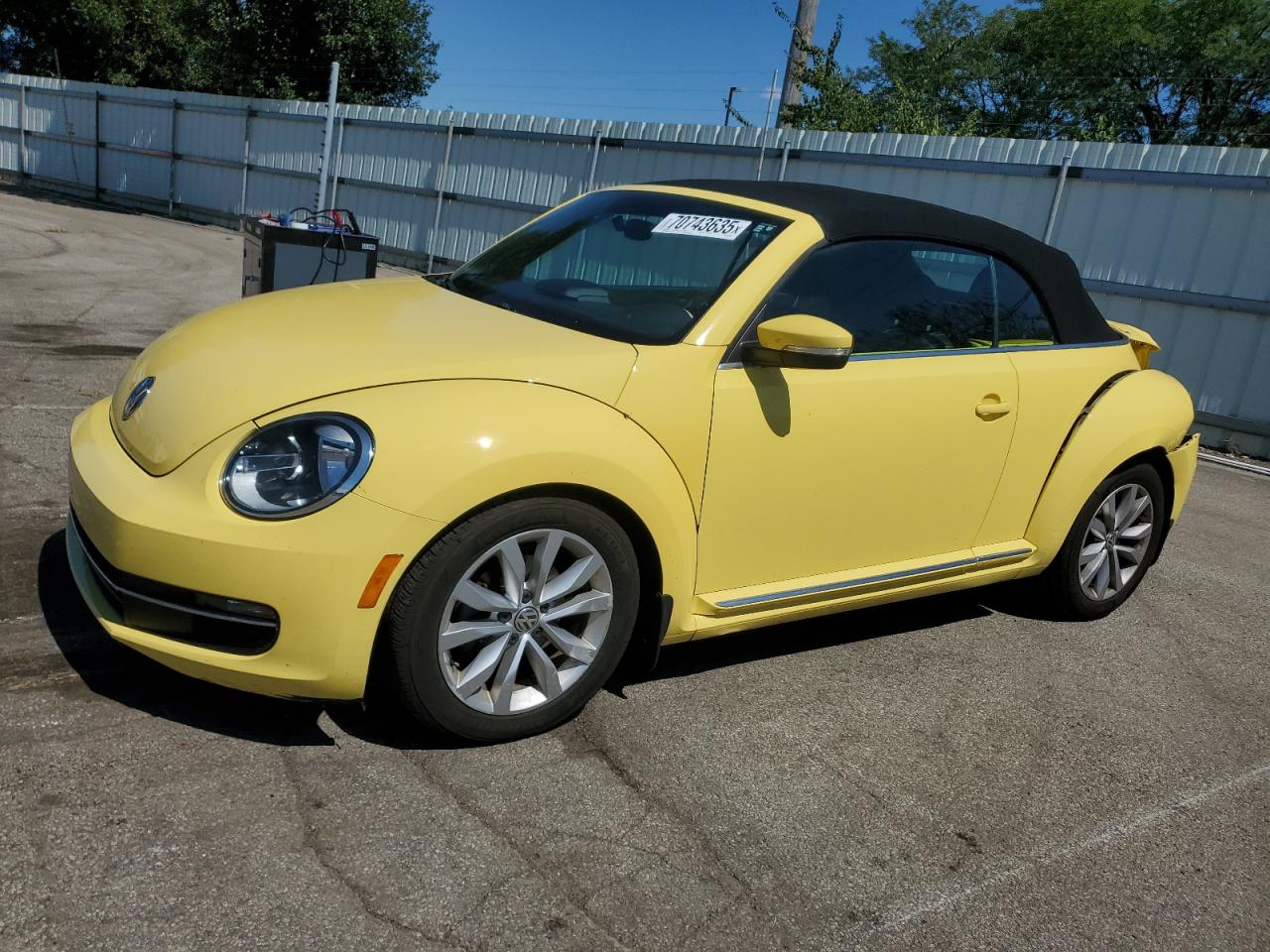 VOLKSWAGEN BEETLE